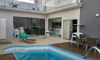 Imagem: Casa para venda tem 295 metros quadrados