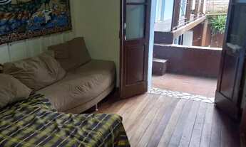 Imagem: Aluga-se quartos ambiente famíliar