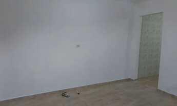 Imagem 4: EDÍCULA Jardim Santo Antonio da Boa Vista Cozinha Sala 1 dormitório com varanda 1 banheir