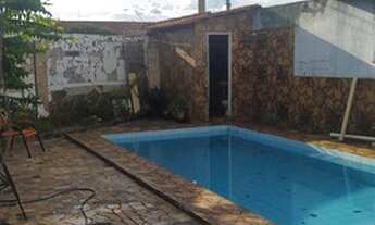 Imagem: Casa No Jardim América com Piscina com