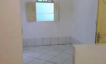 Imagem 2: Casa próximo a estação metrô