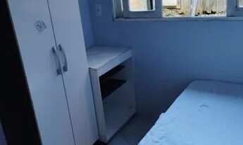 Imagem: Quarto Individual Pequeno e Mobiliado