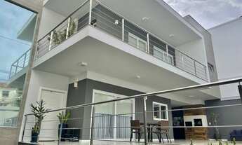 Imagem 2: Casa alto padrão com 4 suítes + dep. e piscina à venda no Jardim Guanabara