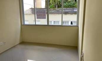 Imagem 4: Apartamento para aluguel tem 35 metros quadrados com 1 quarto em Centro - Petrópolis - RJ