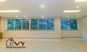 Imagem 4: Cobertura a venda possui 260 mts Vista Verde indevassada