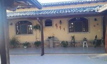 Imagem 5: Amparo Imóveis-Vende 3 quartos sendo 1 suíte área gourmet -Pontes dos Leites