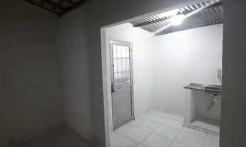 Imagem 6: Vendo ou troco Casa com 2 dormitórios