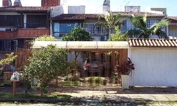 Imagem: PORTO ALEGRE - Casa Padrão - Ipanema