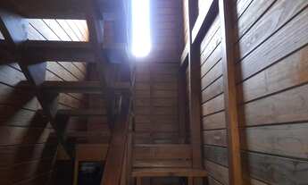 Imagem 6: CASA DE MADEIRA COM PISCINA + 6 QUARTOS Á 800M DO MAR