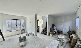 Imagem 3: Sobrado a venda no Uberaba, 3 quartos sendo 1 suíte e terraço