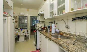 Imagem 4: Apartamento Residencial 3 dormitórios no bairro Floresta em Porto Alegre