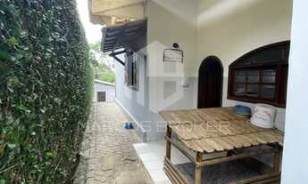 Imagem 5: PORTÃO - Casa no condomínio Village com portaria 24 horas, próximo a transporte coletivo