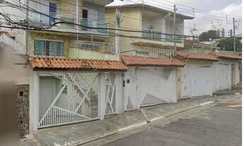 Imagem: Sobrado para aluguel possui 100 metros quadrados