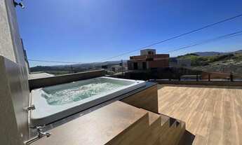 Imagem: Linda casa á venda com 3 dormitórios na