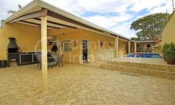 Imagem: CASA com piscina e 3 quartos em Peruíbe