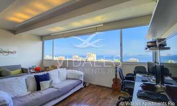 Imagem 3: EXCLUSIVO APARTAMENTO REFORMADO COM FINO GOSTO!!