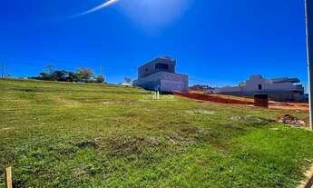 Imagem 3: Lote Jardins Capri, com 256 m²- Quitado e Registrado R$ 245.000,00