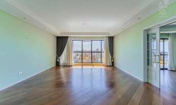 Imagem 4: Apartamento no Porto Imperial, 04 Suítes, 04 Vagas, Andar Alto, Água Verde, Curitiba