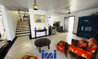 Imagem 5: Casa espaçosa com piscina no Atami