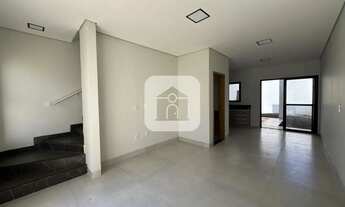 Imagem: Casa geminada para venda no bairro Novo