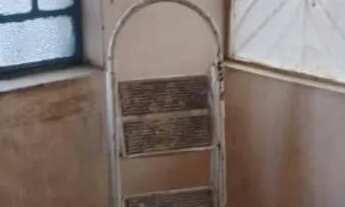 Imagem 4: VENDO Casa com terraço