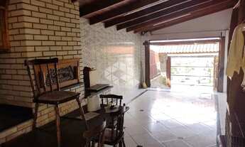 Imagem 2: Sobrado de Esquina semimobiliado - Santa Catarina