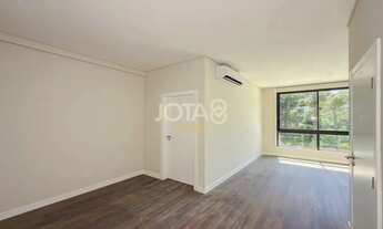 Imagem 4: REVENDA DE APARTAMENTO COM 3 SUÍTES NO MELHOR DO BATEL Apartamento Com 3 Suítes No Melhor