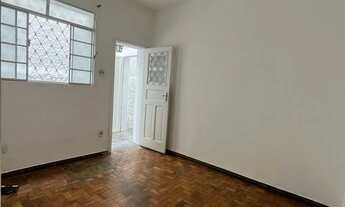 Imagem 7: Casa de fundos, 02 quartos - Bairro Santa Tereza