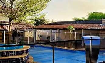 Imagem 3: EXCELENTE CASA COM PISCINA AQUECIDA, CHURRASQUEIRA E AMPLO JARDIM