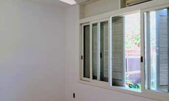 Imagem 4: PORTO ALEGRE - Casa Comercial - TRES FIGUEIRAS