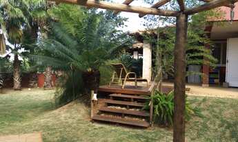 Imagem 6: Casa de condomínio para aluguel e venda tem 450 metros quadrados com 4 quartos