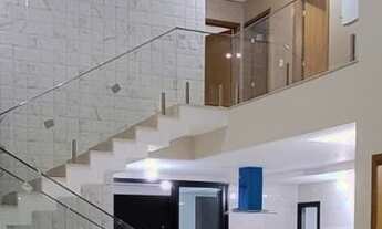 Imagem 3: Casa de condomínio sobrado para venda tem 450 metros quadrados com 5 quartos