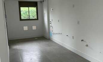 Imagem 6: Apartamento Amplo com 4 Suítes, 3 Vagas de Garagem e H. Box em Clube Residence no Córrego