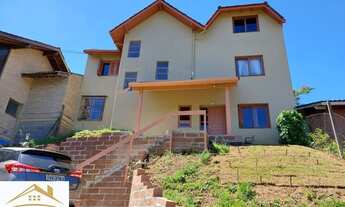 Imagem: Casa localizada apenas 4 minutos da Rua