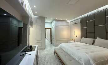 Imagem 2: Casa para venda com 318 metros quadrados com 4 quartos em Condomínio do Lago - Goiânia