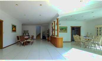 Imagem 7: Que tal viver em uma casa exclusiva a 50 metros do mar com todo o conforto que você merece