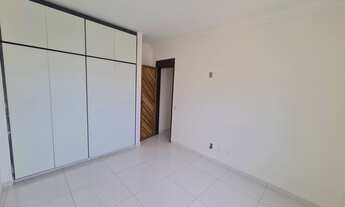 Imagem 5: Apartamento para aluguel possui 158 metros quadrados com 3 quartos em Lagoa Nova - Natal