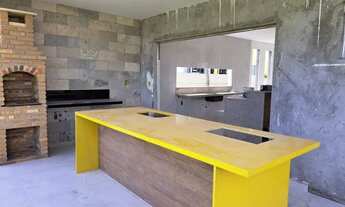 Imagem 6: Casa de condomínio para venda possui 239 metros quadrados com 4 quartos