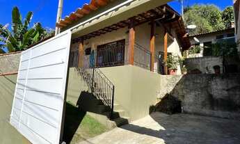 Imagem: Casa com piscina em Paraty