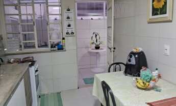 Imagem 4: Ótima casa linear 2 quartos em pequeno condomínio. Maria Paula. Cód: 0519