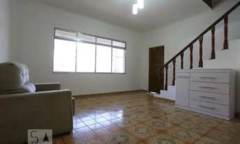 Imagem 3: Casa para Aluguel - Quitaúna, 3 Quartos, 180 m2