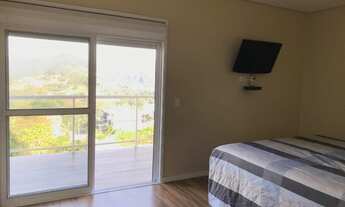 Imagem 5: Linda casa com 4 dorm, 5 vagas e piscina, em Santana de Parnaiba