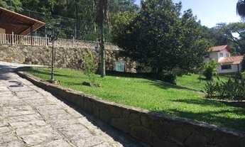 Imagem 4: Casa com 4 quartos (1 suíte e closet)- Bairro Samambaia - Petrópolis, RJ