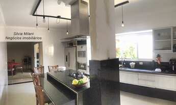 Imagem 2: Sobrado em Condomínio Fechado com 04 suítes , piscina, sauna, escritório