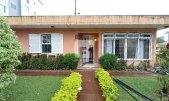 Imagem: Casa de 4 dormitórios no Saco dos Limões