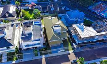 Imagem 2: Casa de Alto Padrão em Condomínio. 375,78m2, 5 Suítes, 5 Vagas