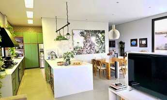 Imagem 5: Linda Casa em Condomínio Fechado com 454m² a venda por R$ 4.600.000,00 ou locação R$ 30.00