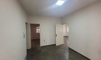 Imagem 3: Casa para aluguel próximo a Ufu do Santa Mônica com 03 quartos no Bairro Saraiva - Uberlân