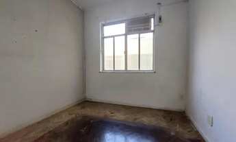 Imagem 5: Rua Mariz e Barros , coladinho a rua Campos Sales, apto 03 dormitórios , varanda