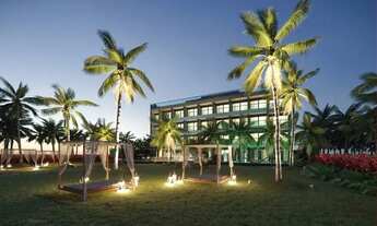 Imagem: Dar um mergulho no mar e na piscina, quando